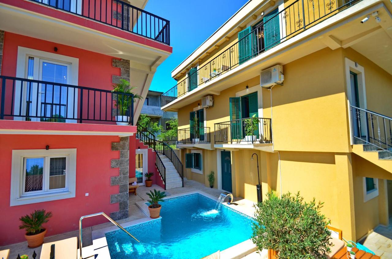 Apartments Lux S Tivat Luaran gambar