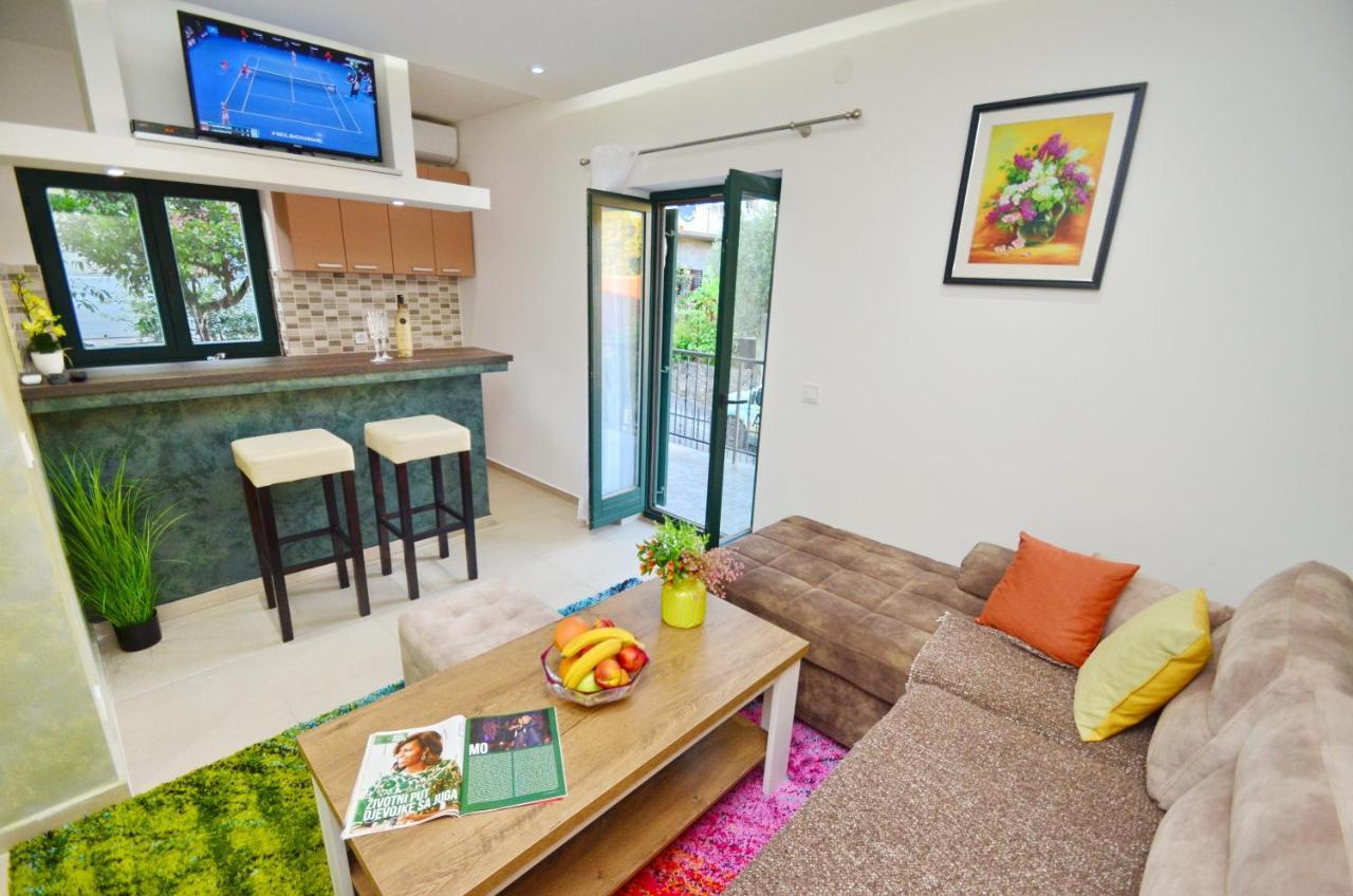 Apartments Lux S Tivat Luaran gambar