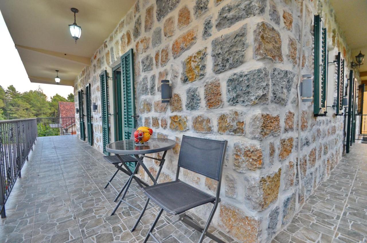 Apartments Lux S Tivat Luaran gambar