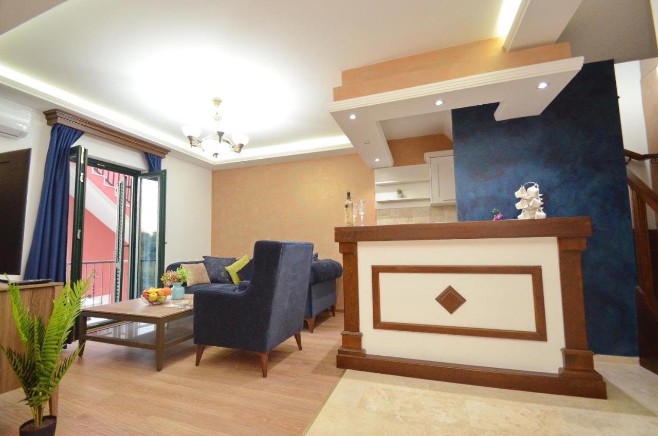 Apartments Lux S Tivat Luaran gambar