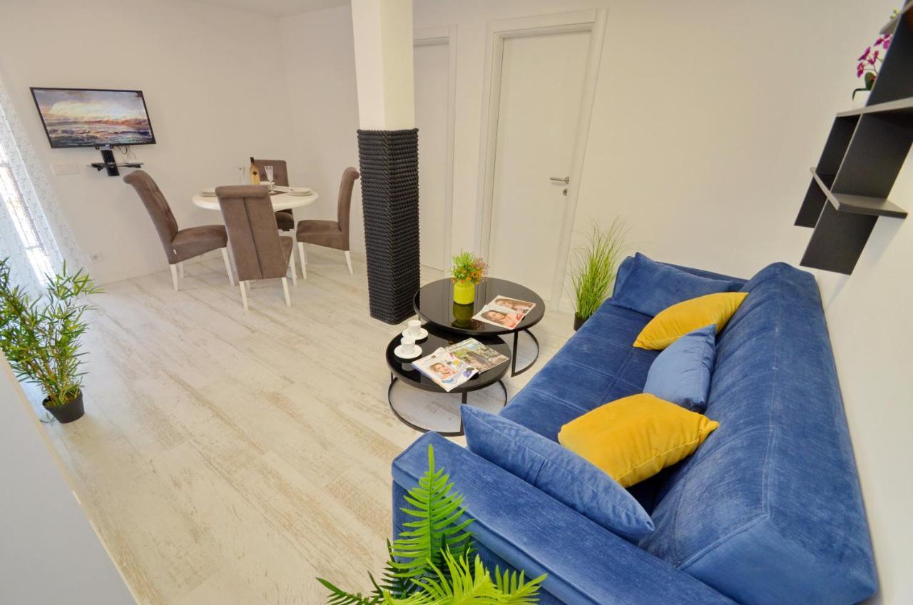 Apartments Lux S Tivat Luaran gambar