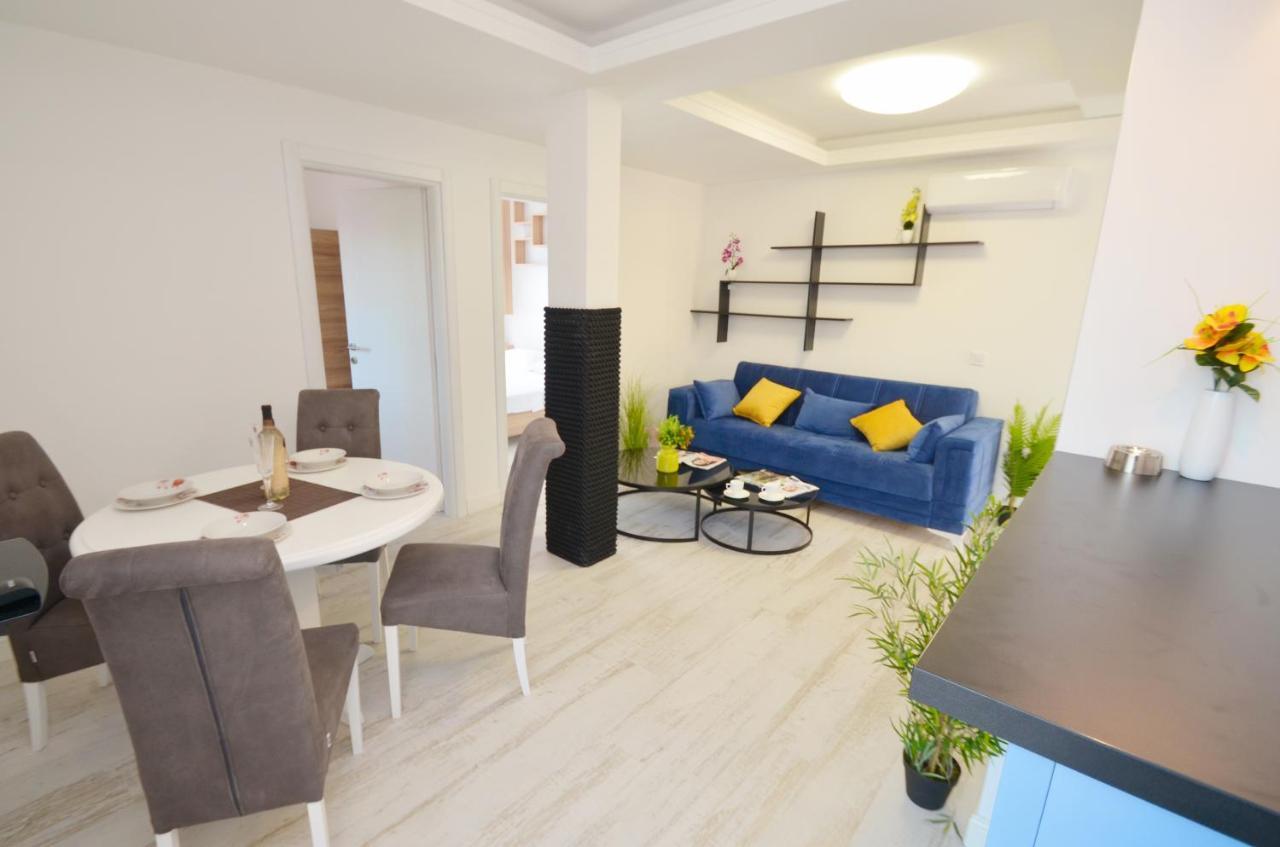 Apartments Lux S Tivat Luaran gambar