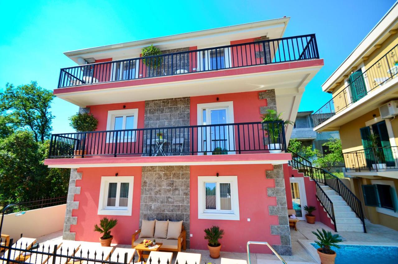 Apartments Lux S Tivat Luaran gambar