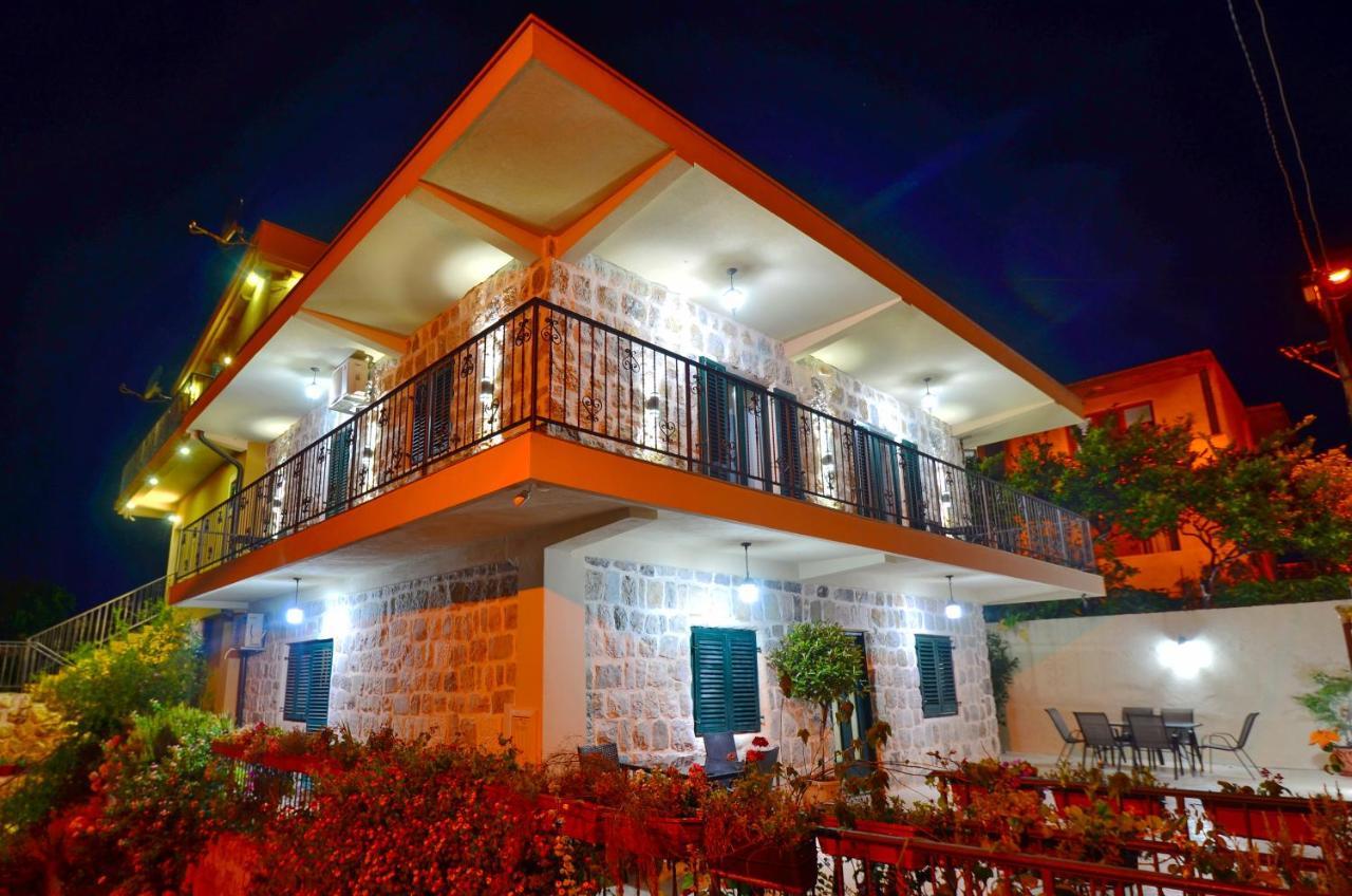 Apartments Lux S Tivat Luaran gambar